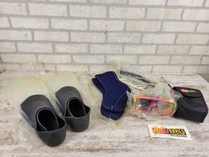lot 1019 image: Passport Size 7-9 Swim Flippers, US Divers medium Socks (New), Scubapro Hotframes Goggles in Case and More