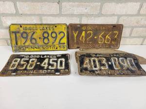 lot 158 image: (4) 1950s Minnesota License Plates