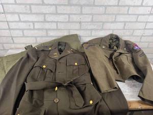 lot 278 image: Vintage US Military Jackets, Pack and More - WW2 US Army Air Force 15th Jacket, WW2 5th Army Jacket, Back Pack and More