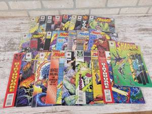 lot 281 image: Lot of (25) Comic Books
