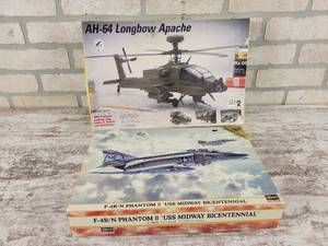 lot 288 image: (2) Vintage Military Models - AH-64 Longbow Apache, F-4BN Phantom II
