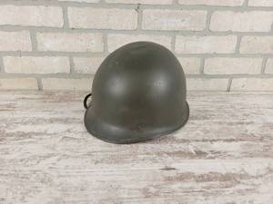 lot 290 image: Vintage US M-1 Steel Military Helmet