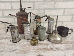 lot 307 image: (8) Antique & Vintage Oil Cans - GoldenRod, Eagle and More - NO SHIPPING