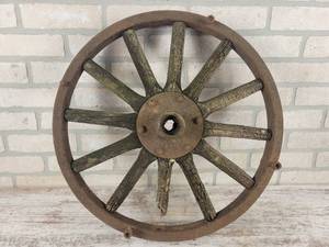 lot 321 image: Antique Wood Spoke Wheel - NO SHIPPING