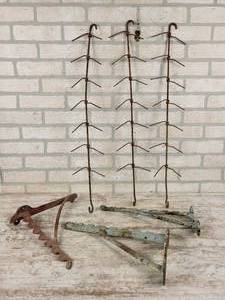 lot 372 image: (3) Antique Cast Iron Brackets and (3) Antique Corn Cob Holders - NO SHIPPING