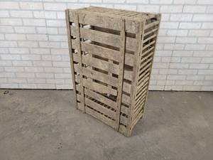 lot 464 image: Vintage Wood Chicken Crate - NO SHIPPING