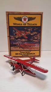 lot 58 image: Wings of Texaco 1929 Buhl CA-6 Sesquiplane Die-Cast Metal Coin Bank (2001 Ertl Stock Number 20211P)