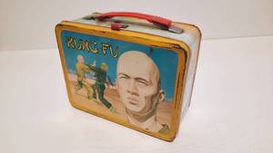 lot 73 image: Vintage 1975 KUNG FU Steel Lunch Box (Missing Thermos)