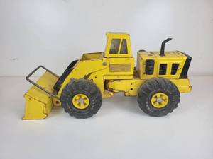 lot 97 image: Vintage Tonka Front Loader