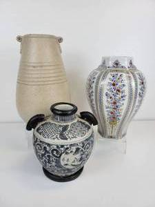 lot 216 image: Lot of (3) Vases - Terracotta, Porcelain, and Ceramic