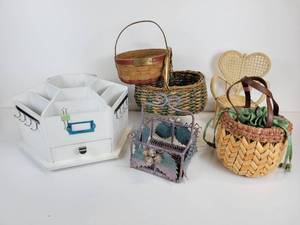lot 234 image: Lot of Baskets - Including Longaberger - and Craft Supply Caddy on Lazy Susan