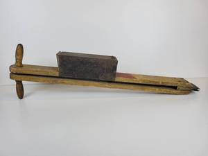 lot 237 image: Vintage The Triumph Corn Seeder