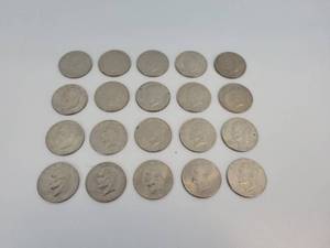 lot 15 image: Tube of (20) Eisenhower Dollars