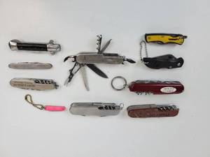 lot 515 image: Lot of (10) Pocket Knives