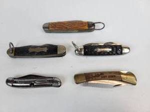 lot 521 image: Lot of (5) Pocket Knives