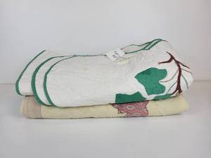 lot 529 image: Pair of Vintage Quilts