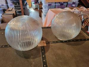 lot 416 image: (2) Clear Glass Light Globes - NO SHIPPING