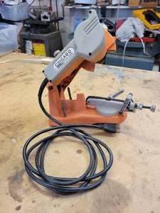 lot 27 image: Chicago Electric Chainsaw Sharpener - Tested and Works