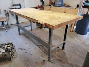 lot 29 image: Heavy Duty Workshop Table with Vise - Approx. 82 x 36 x 37 Tall - NO SHIPPING
