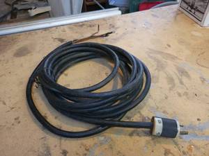 lot 95 image: Heavy Duty 3-Wire Machine Cable with 30A 250V Twist Lock Plug