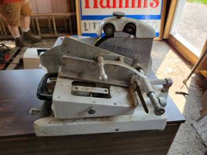 lot 133 image: Vintage American Slicing Machine Meat Slicer - Model 22 - Tested and Runs - NO SHIPPING