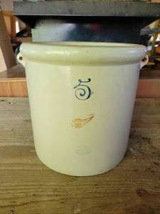 lot 165 image: 5 Gallon Red Wing Crock, Missing Handles - NO SHIPPING