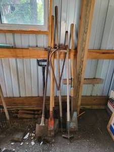 lot 208 image: Lot of (8) Yard Tools - Post Hole Digger, Hoe, Shovels, and More NO SHIPPING