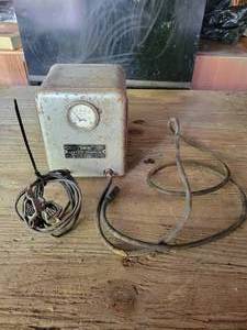 lot 216 image: Vintage VARCON Battery Charger - Untested