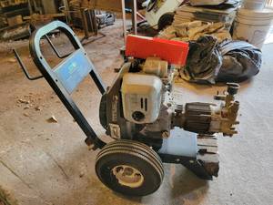 lot 280 image: Honda GC160 5.0HP Engine Pressure Washer - Motor Pulls Over - NO SHIPPING