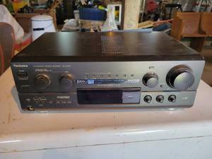 lot 288 image: Technics Audio Receiver - Model SA-AX720 - Powers On