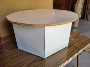 lot 376 image: Commercial Tabletop Display Stand - NO SHIPPING