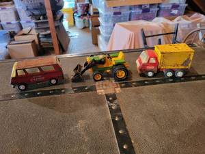 lot 438 image: Vintage TONKA Trucks