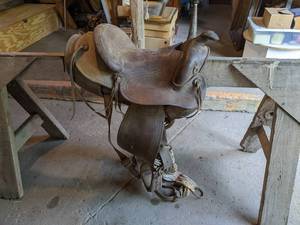 lot 6 image: Vintage Saddle - Marked Dick Muckleroy or Dick Mockleroy Phoenix AZ - NO SHIPPING