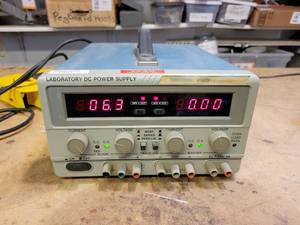 lot 1035 image: Tektronix PS280 DC Power Supply - Powers On