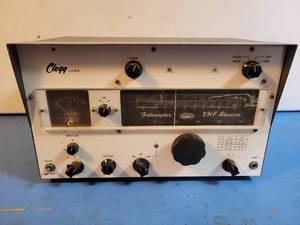 lot 1040 image: Clegg Labs Interceptor VHF Receiver - Did Not Power On