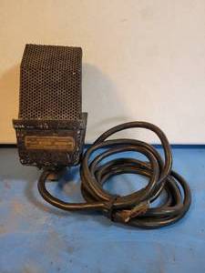 lot 1060 image: 1930s Amperite Model RA1 Microphone - Untested