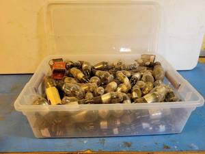 lot 1163 image: Huge Lot of Assorted Vacuum Tubes