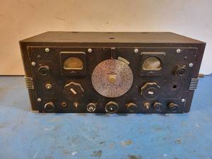 lot 1175 image: hallicrafters Super Skyrider HAM Radio Receiver - Untested, Bad Cord