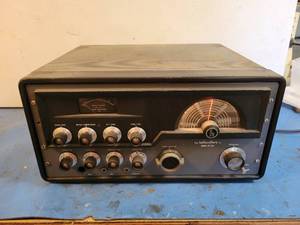 lot 1183 image: hallicrafters Model No. HT-32A HAM Radio Transmitter - Powers On