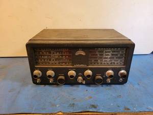 lot 1188 image: hallicrafters Model No. SX-71 HAM Radio Receiver - Untested