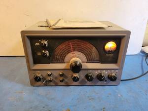 lot 1206 image: RME Electro-Voice Model No. 4300 HAM Radio Receiver with Manuals - Powers On
