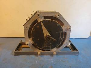 lot 1250 image: LARGE Superior Electric Co. POWERSTAT Variable Transformer - Model No. 1256C - Untested