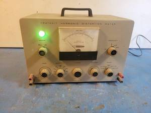 lot 1254 image: Heathkit Model No. IM-58 harmonic Distortion Meter - Powers On