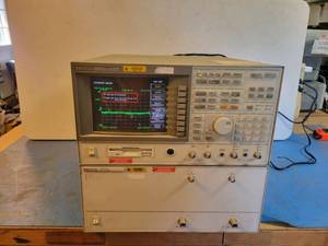 lot 1255 image: Hewlitt Packard Model No. 89441A Vector Signal Analyzer - Powers On