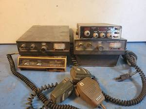 lot 1261 image: (4) Vintage E.F. Johnson CB Radios - Untested