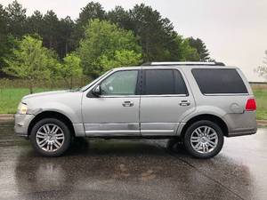 2008 Lincoln Navigator - 4X4
