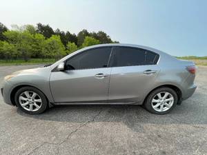 2010 Mazda Mazda3 I Touring - 2 OWNERS
