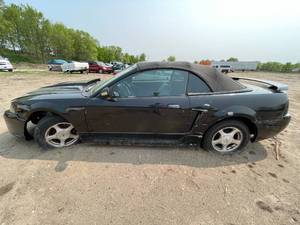 2001 Ford Mustang - 2 OWNERS