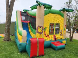 Jungle 4-in-1 BouncerSlide Combo w Basketball Hoop