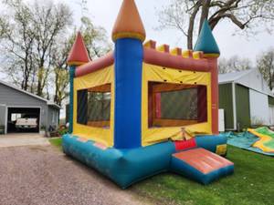 Adventure Bounce Inc. Multicolor Castle Inflatable